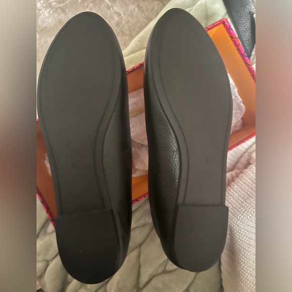 Like New Tory Burch Chelsea Ballet Flats - Picture 5 of 5